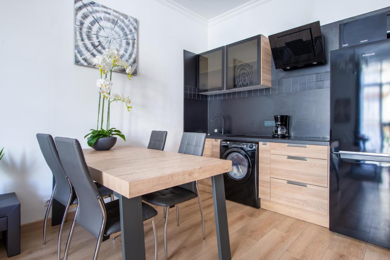 Ferienwohnung Sunny And Modern Baquis Flat Nizza Exterior foto